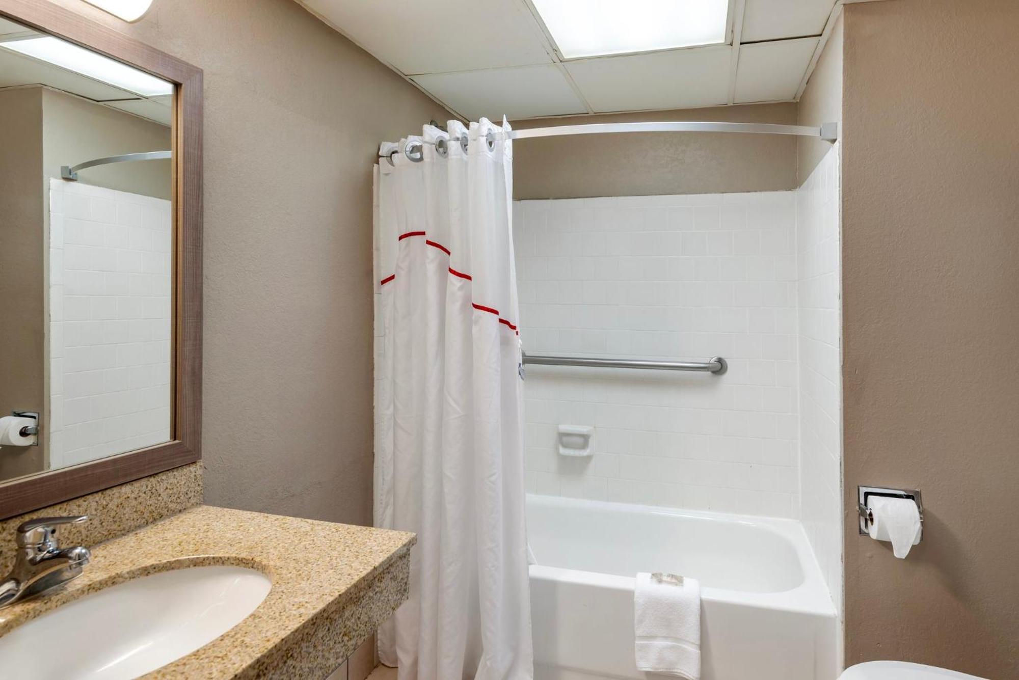 Red Roof Inn Doswell - Kings Dominion Экстерьер фото