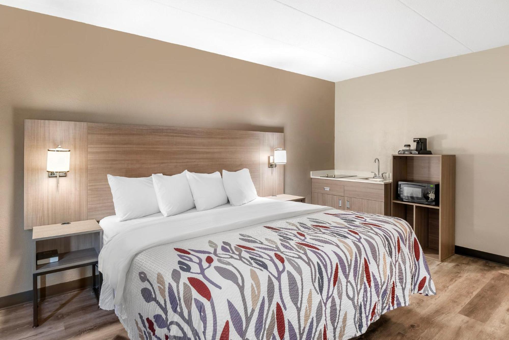 Red Roof Inn Doswell - Kings Dominion Экстерьер фото