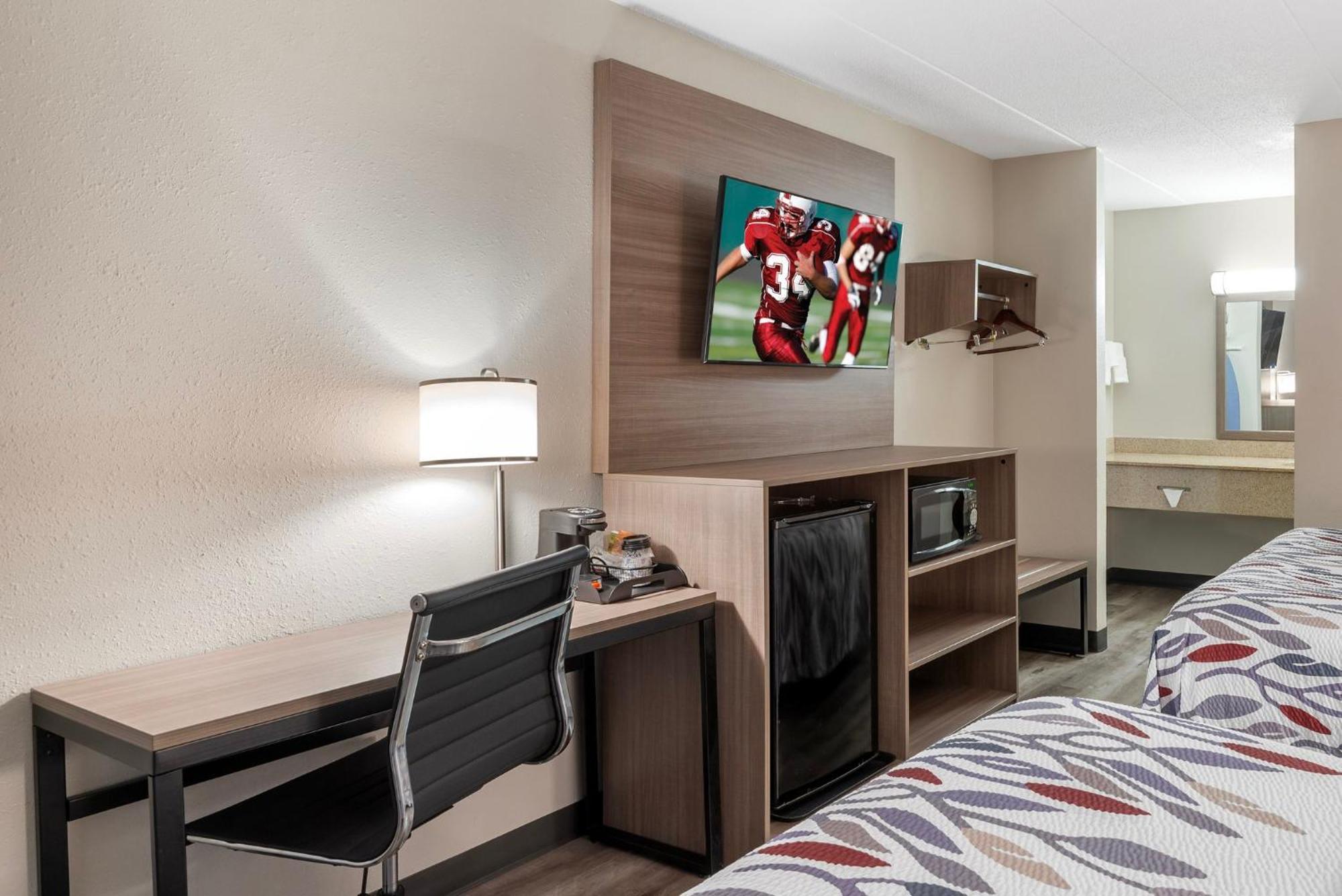 Red Roof Inn Doswell - Kings Dominion Экстерьер фото