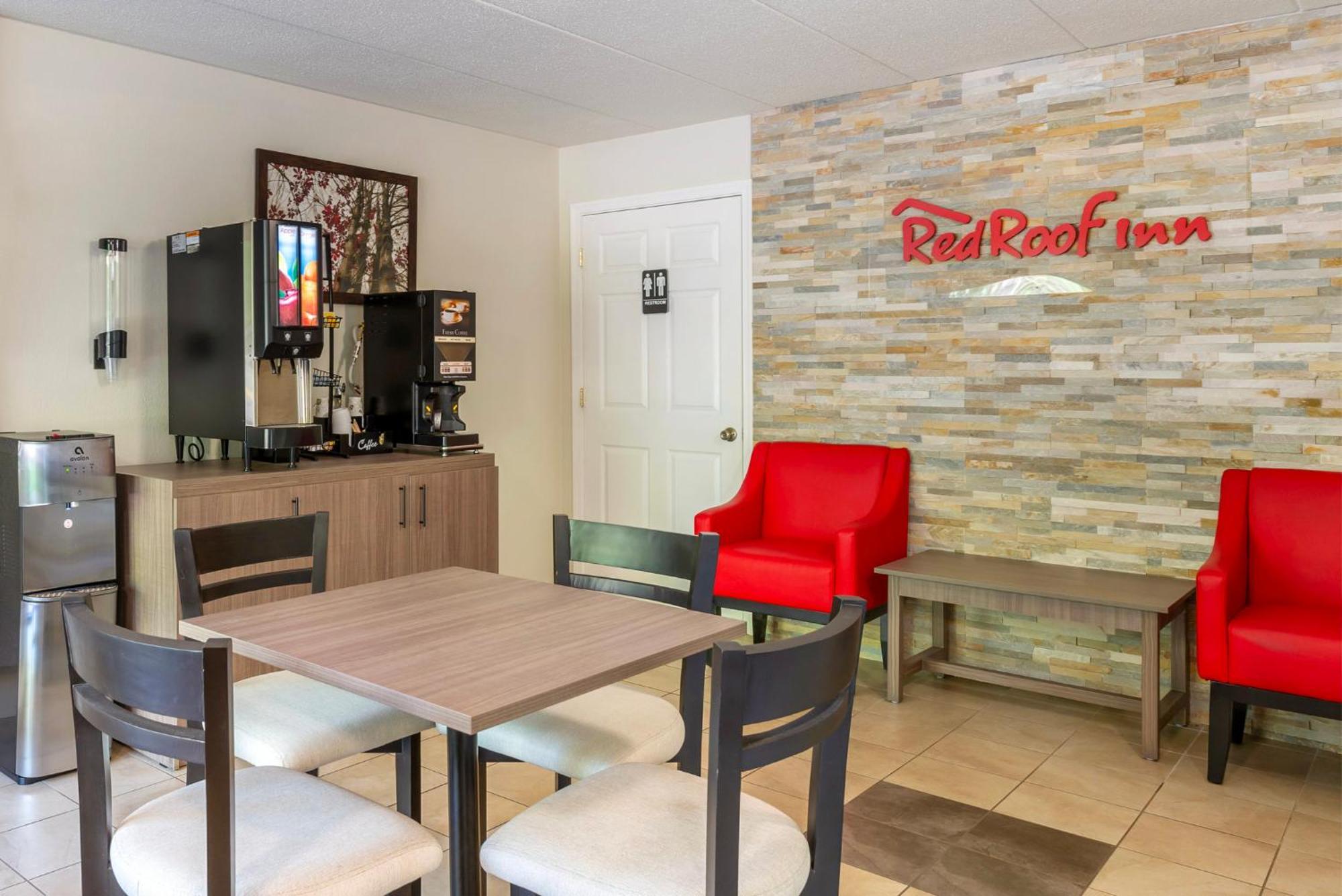 Red Roof Inn Doswell - Kings Dominion Экстерьер фото